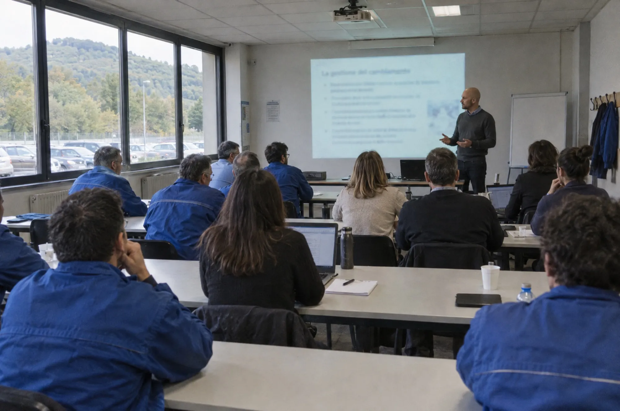 Aula in azienda durante una formazione sull'uso dell'AI