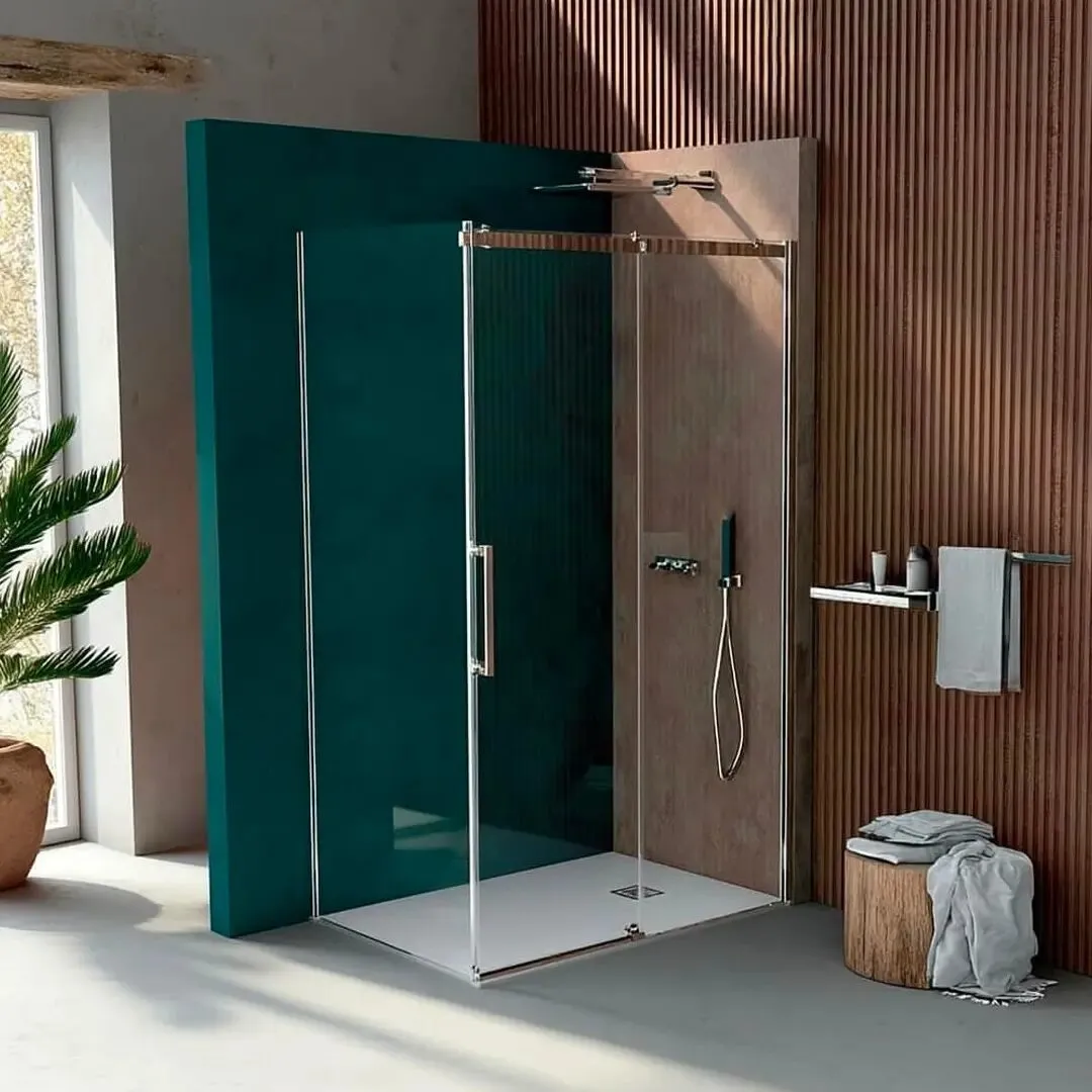 Box doccia CSA con vetro verde e parete in legno