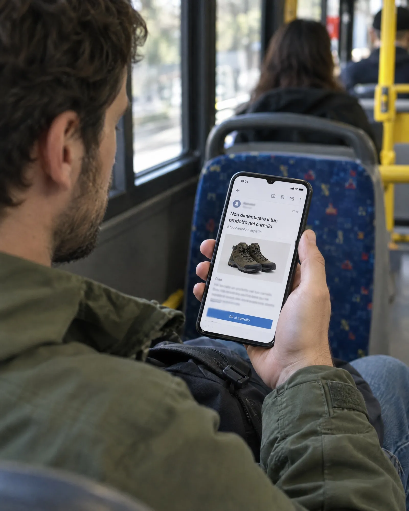 Email di carrello abbandonato che arriva sul telefono