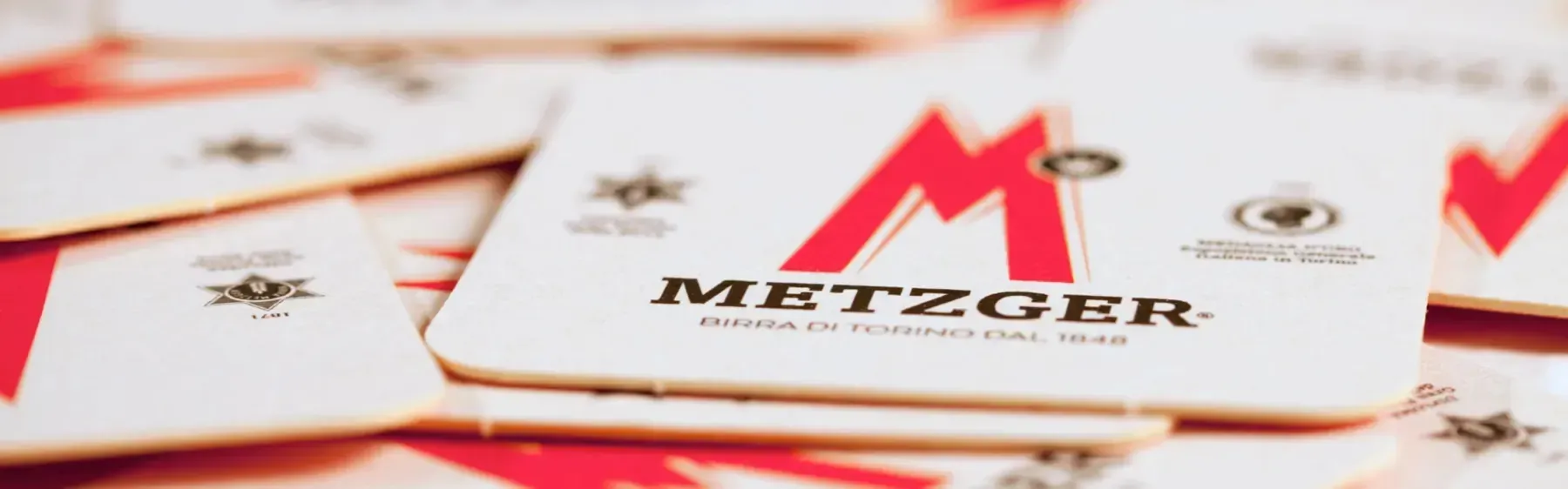 Sottobicchieri Metzger con il logo M rosso